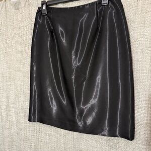 Oscar de la Renta Shimmering Black Pencil Skirt